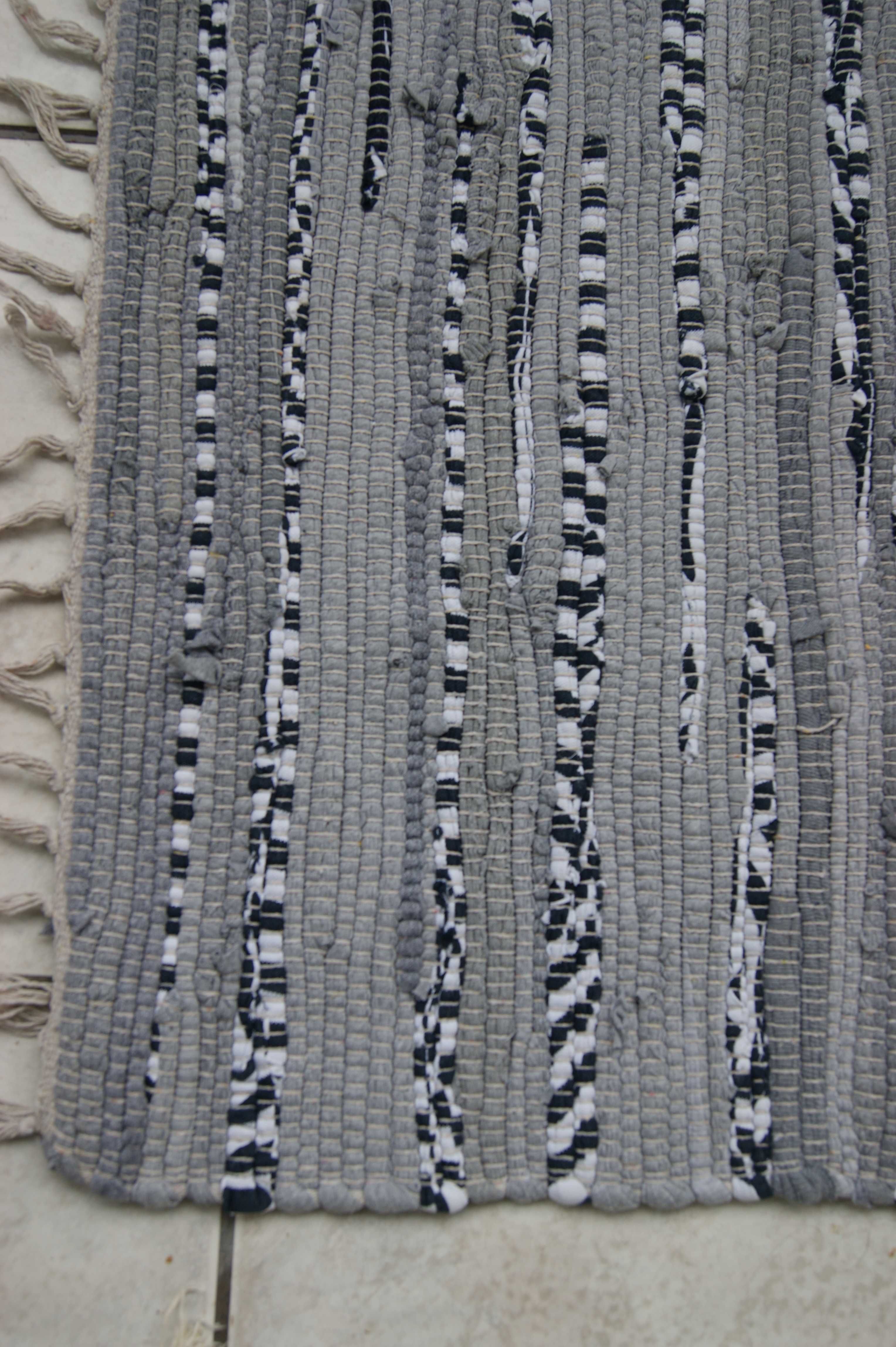 Szary, bawełniany dywanik-chodniczek 120 cmx60 cm