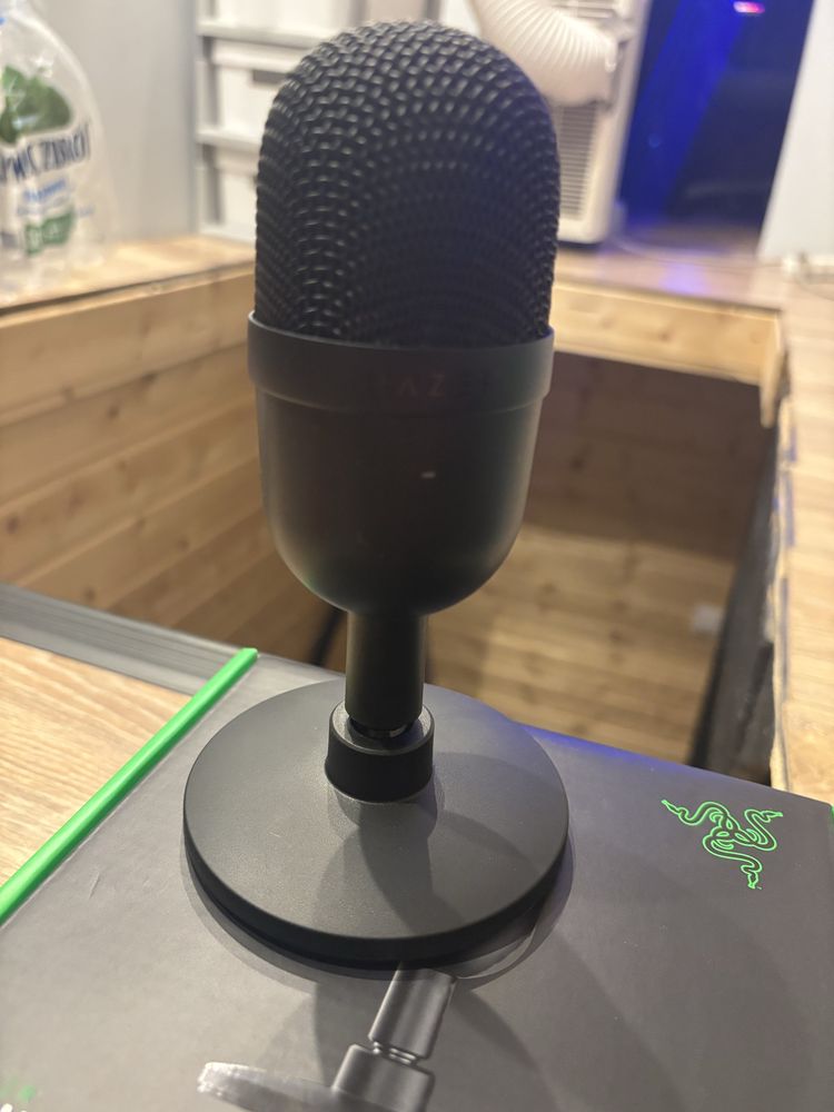 Mikrofon razer sairen mini