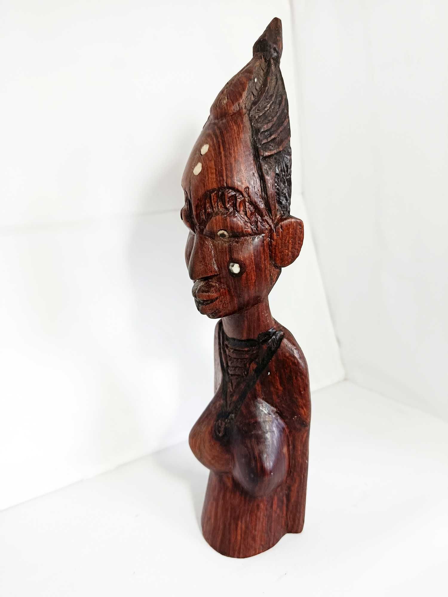 Escultura de Madeira Tronco de Mulher Africana