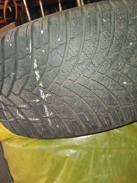 4szt zimowe 235/45R18 Firestone 8mm 2020r niski przebieg!