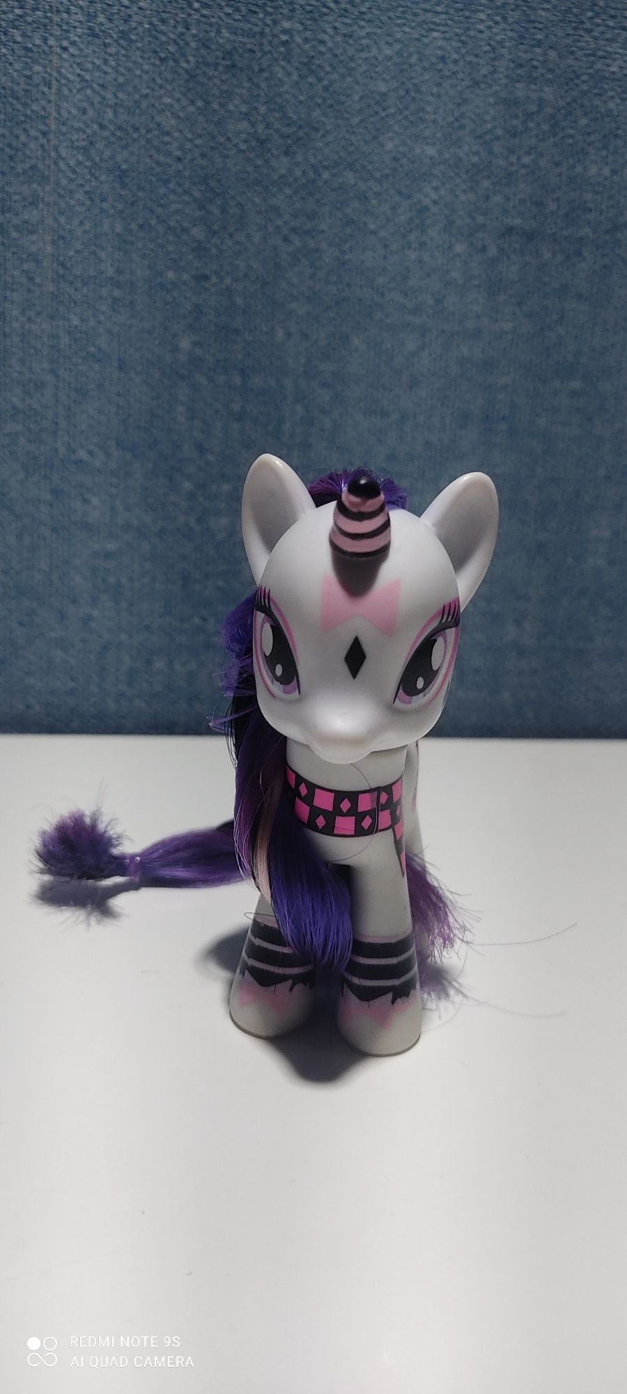 My Little Pony Rarity Ponymania G4 Hasbro