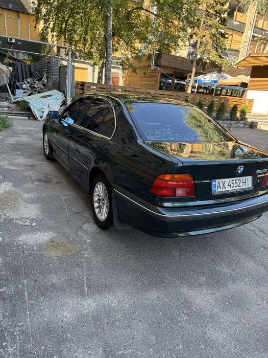 Bmw e39 520i (бмв)