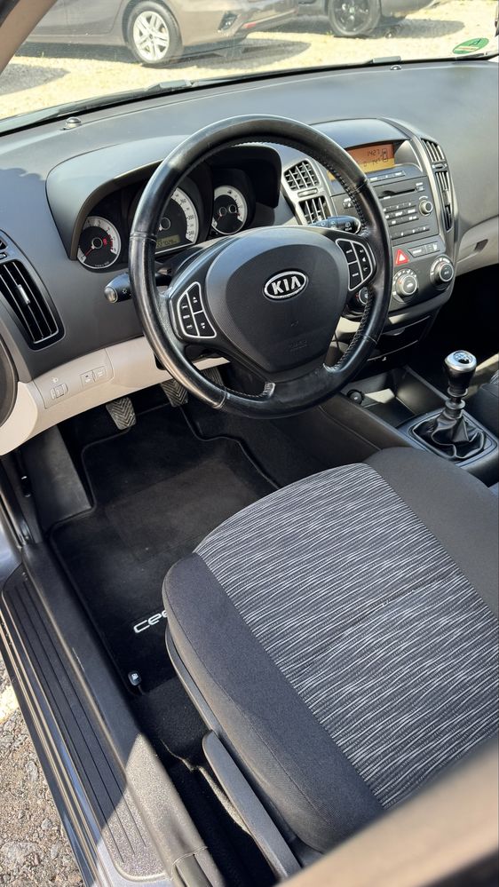 Киа Сиид Kia Ceed 2008 рік 1.4 бенз