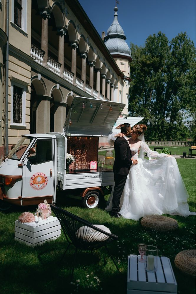 Prosecco van- mobilny bar WineVoyage