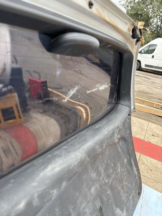 Продам ляду hyundai terracan ляда