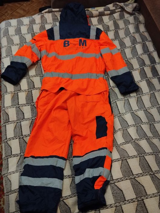 Рабочий спец.комбинезон тёплый L размер.