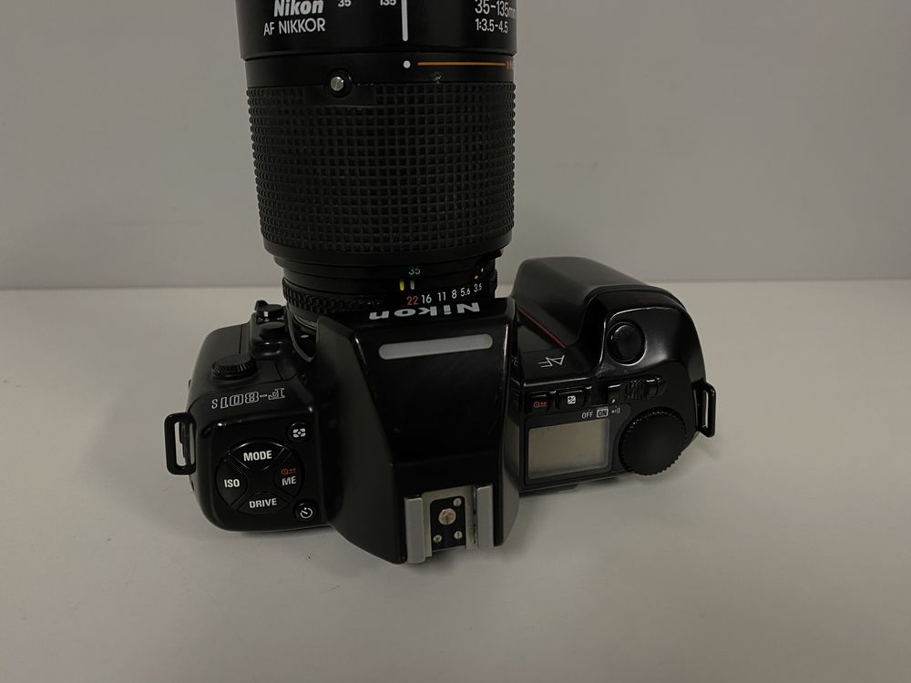 Nikon F-801S Nikkor 35-135mm - aparat analogowy, zadbany vintage