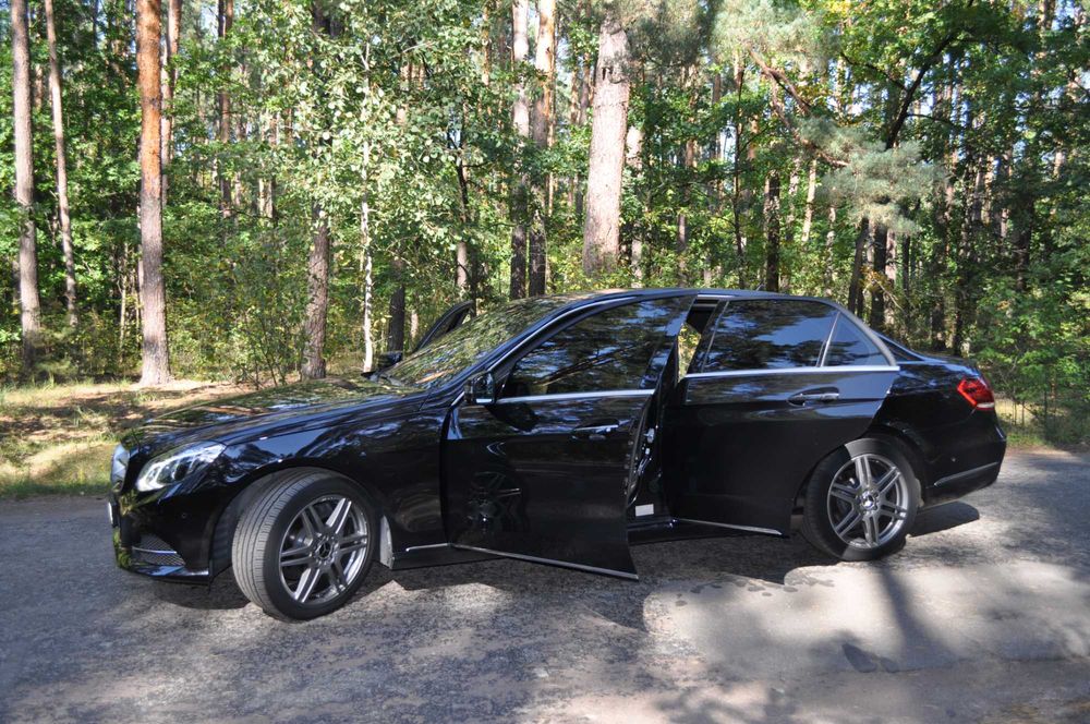 Mercedes-Benz E-Class W212 E220