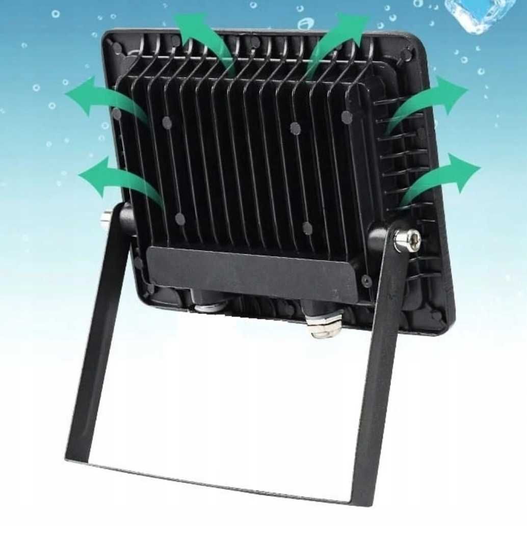 Lampa led HALOGEN ZEWNĘTRZNY mocna 800W na plac ścianę do magazynu