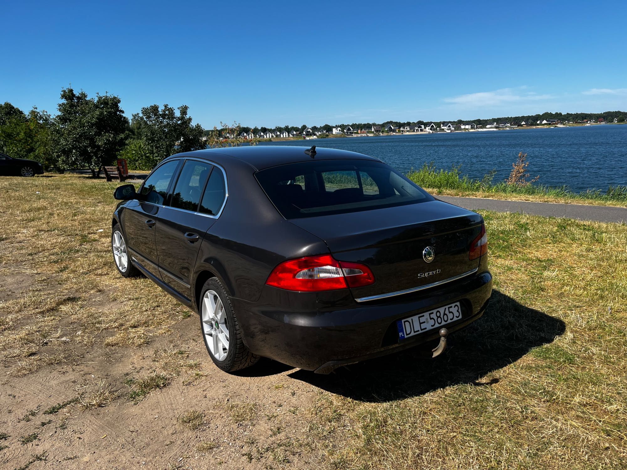 Skoda Superb 2011