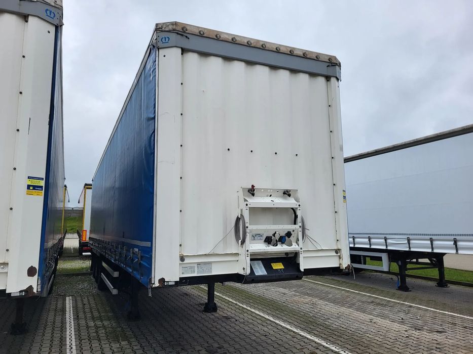 Krone Standard, Oś podnoszona