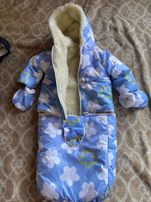 Дитячі демі комбінезони