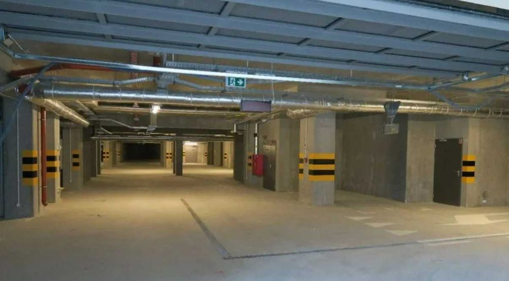 garaż w hali parkingowej Poznań Chłapowskiego