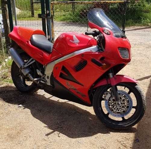 Honda vfr 750 r/s 36 1995