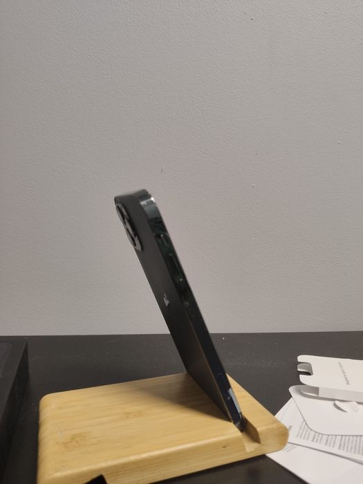 Iphone 12 pro sprawny z pękniętym tyłem NOWA BATERIA I EKRAN