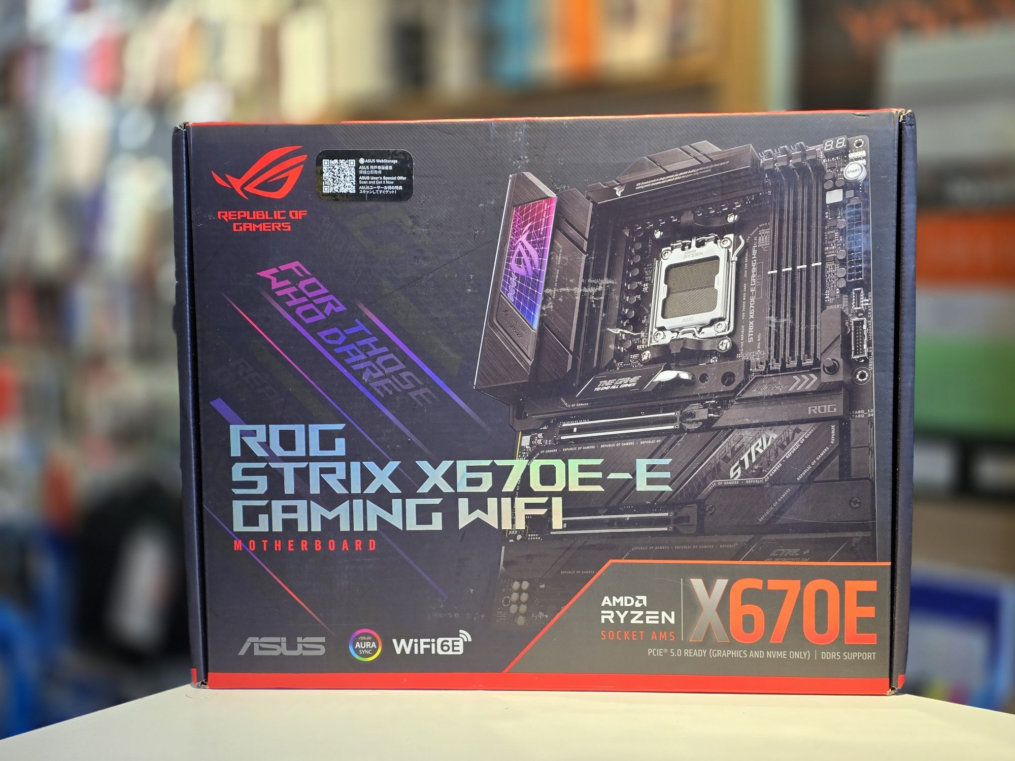 Материнська плата Asus ROG STRIX X670E-F Gaming Wi-Fi sAM5, AMD X670
