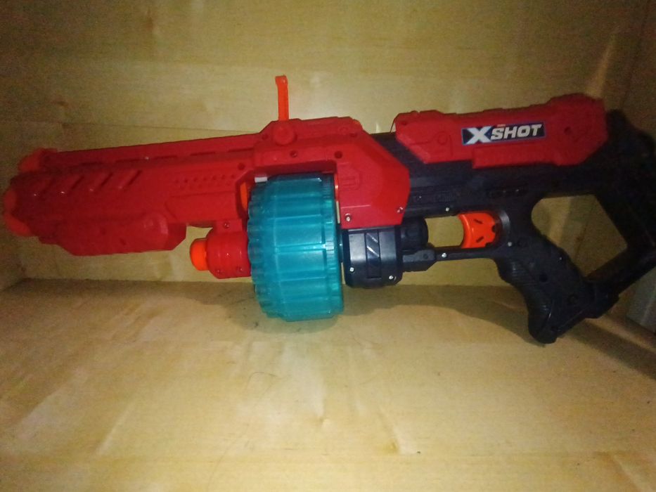 x shot pistolet na strzałki