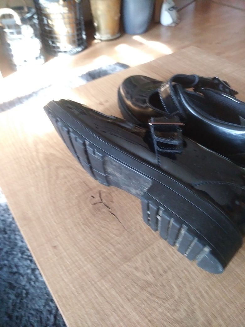 Clarks buty dla dziewczynki 35,5 czarne