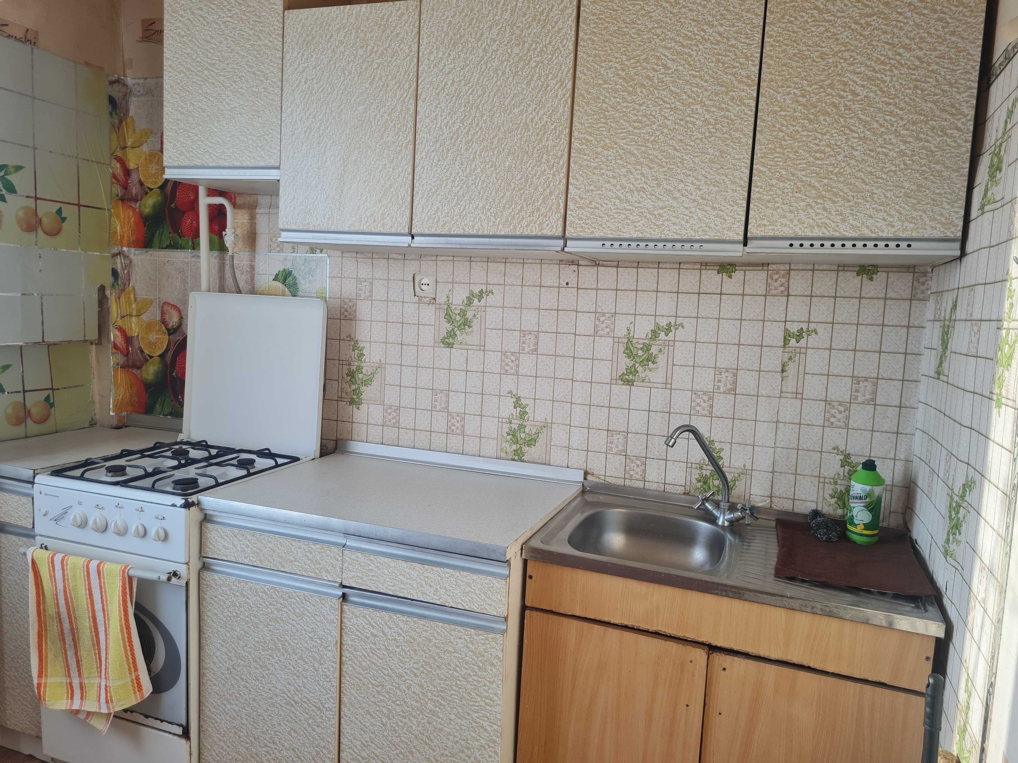 Здам 1 кімнатну квартиру мікрорайн Лазурний