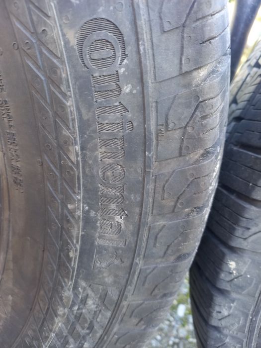 Opony wielosezonowe  235x65 R16C