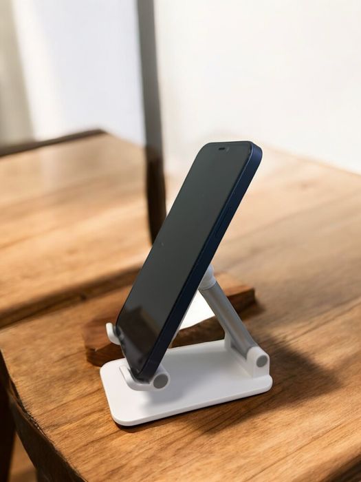 Підставка доя телефону настільна