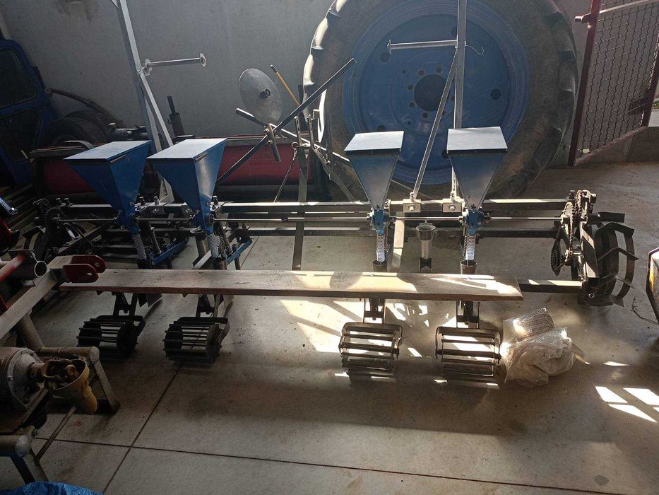 Сівалка овочева для мінітрактора, сівалка для капусти.