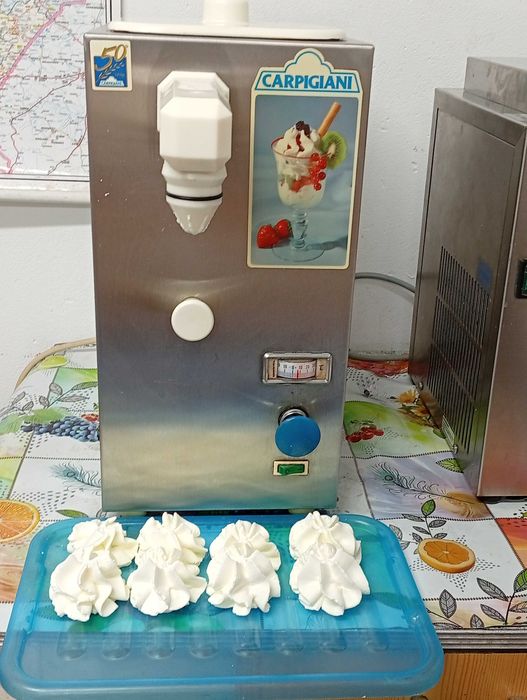 Automat,maszyna do bitej smietany Carpigiani Mini Vip