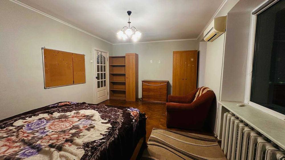 Оренда трикімнатної на Оболоні, Г. Дніпра 20б, Київ