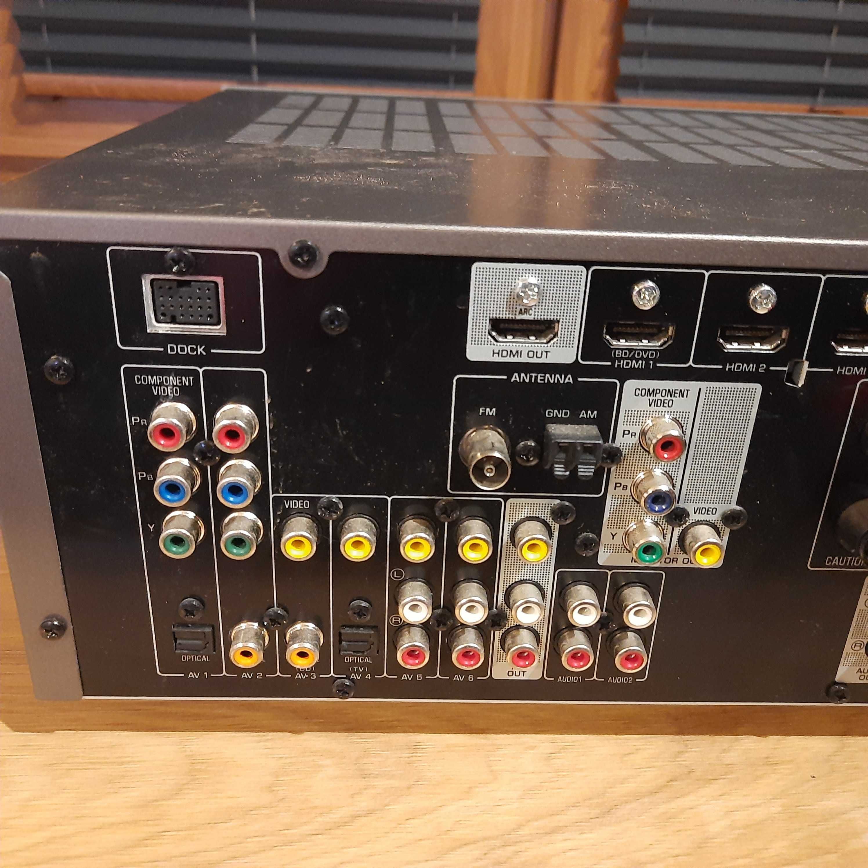 amplituner YAMAHA RX-V467 / 963