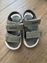 Продам дитячі сандалі Reima