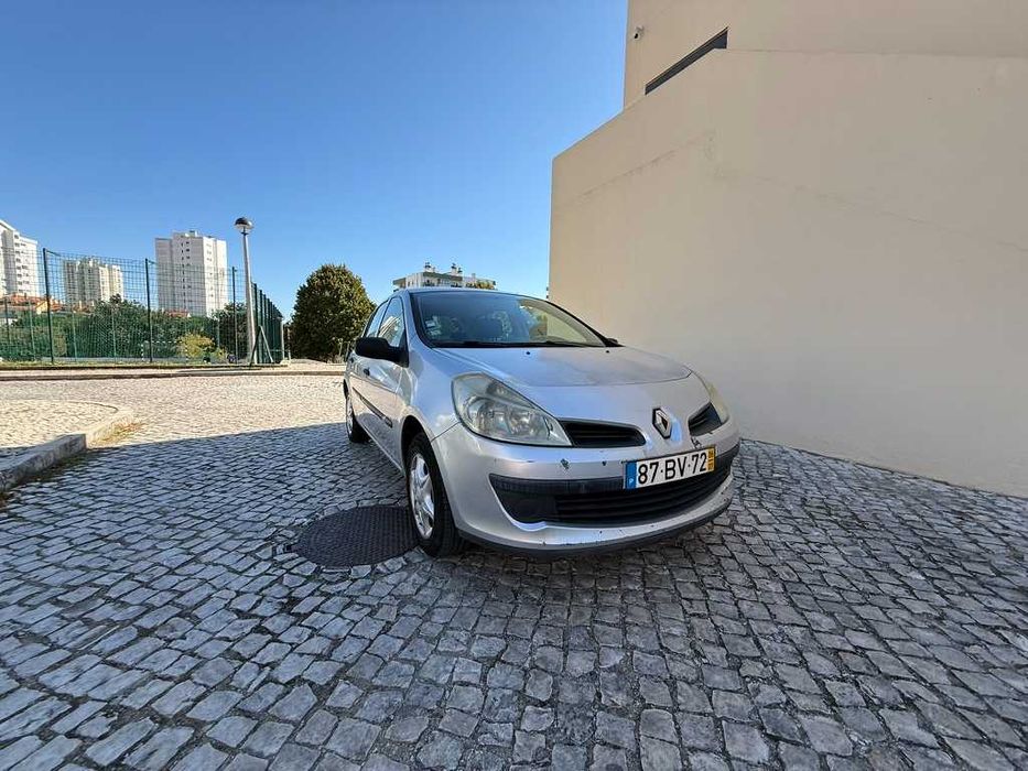 Renault Clio III 1.2 16V