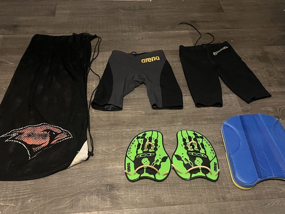 Плавательный инвентарь