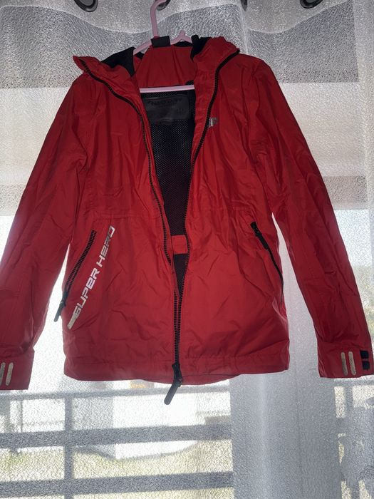 Kurtka 4f rozmiar 134