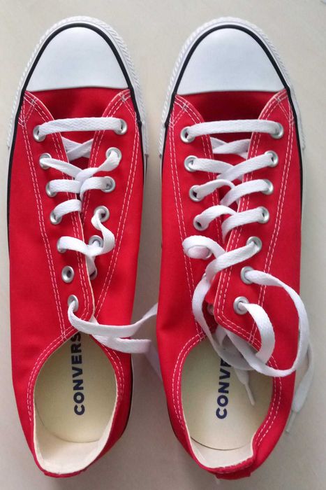 Trampki Converse Chuck Taylor All Star OX M9696C czerwone r. 46