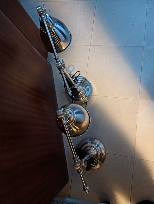 Candeeiros de Mesa Ajustáveis