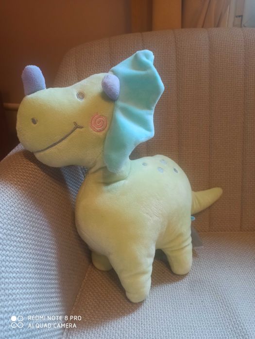Pluszowy dinozaur