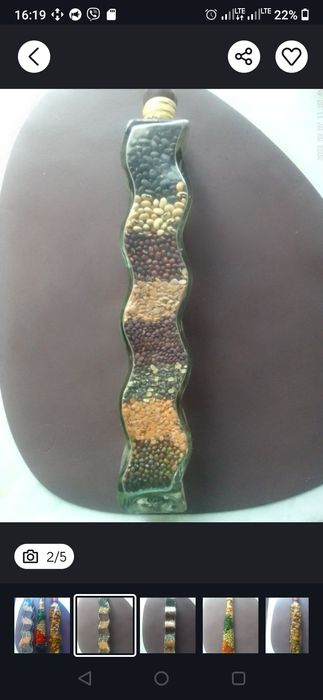 набір декоративних пляшок для кухні.