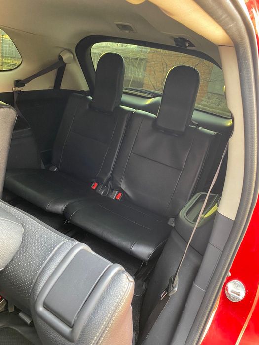 Mitsubashi outlander 2016 рік