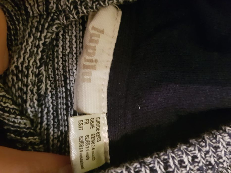 Sweterek bluza z kapturem rozmiar 62-68