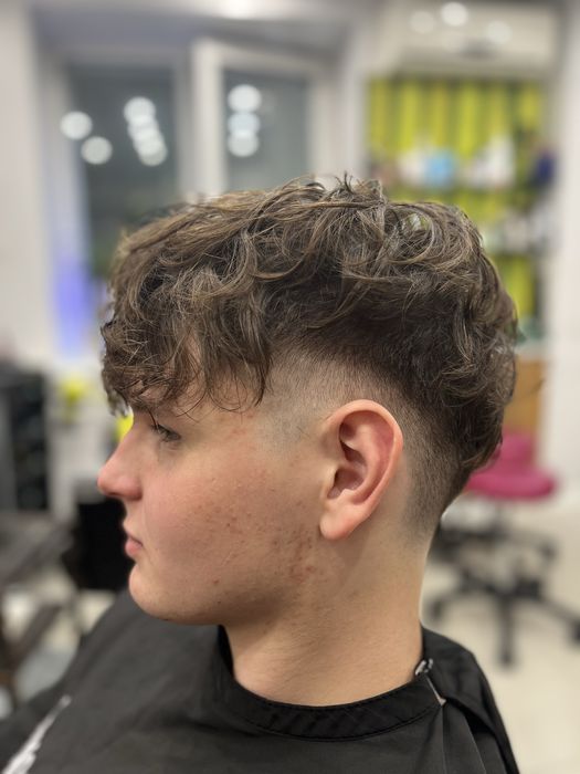 Запрошую тебе стати моєю моделлю на чоловічу або жиночу стрижку