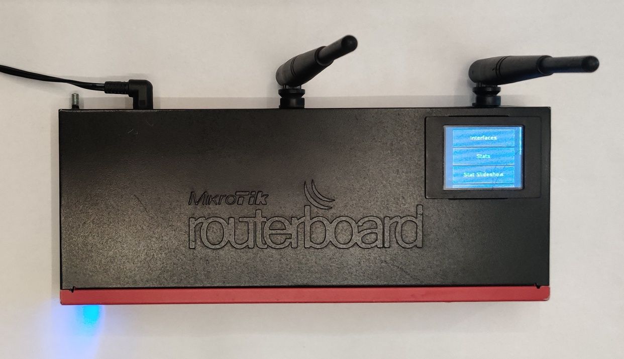 Router Mikrotik RB2011UiAS-2HnD-IN