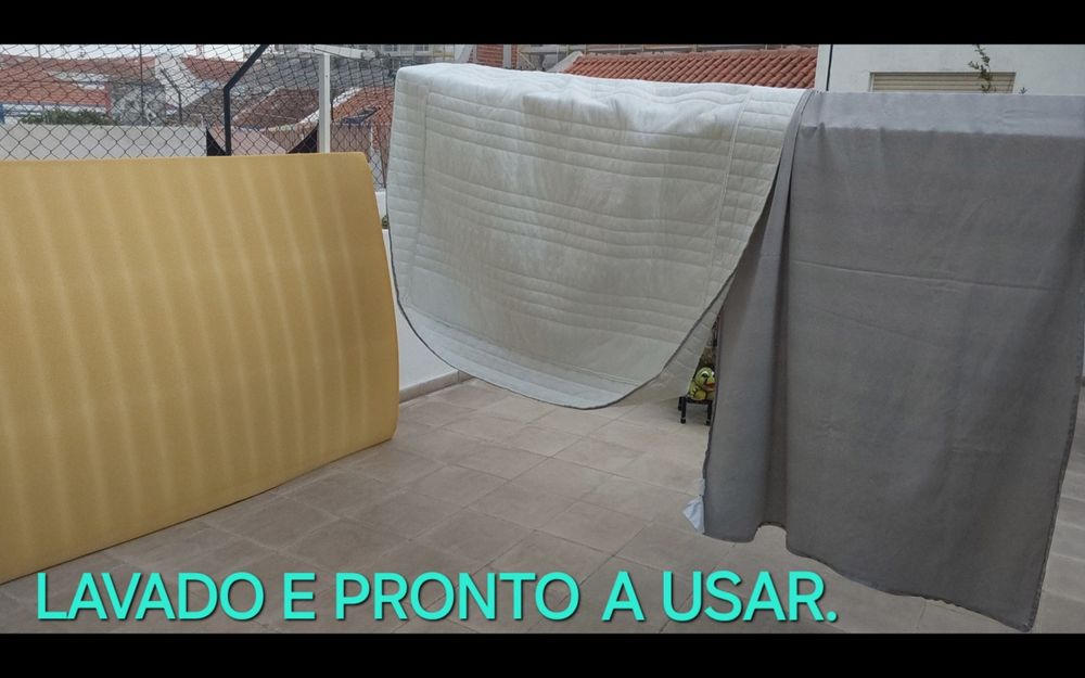 COLCHÃO DE CASAL DE LATEX E ESPONJA.Casa,Quarto,Sala,Campismo,Visitas.