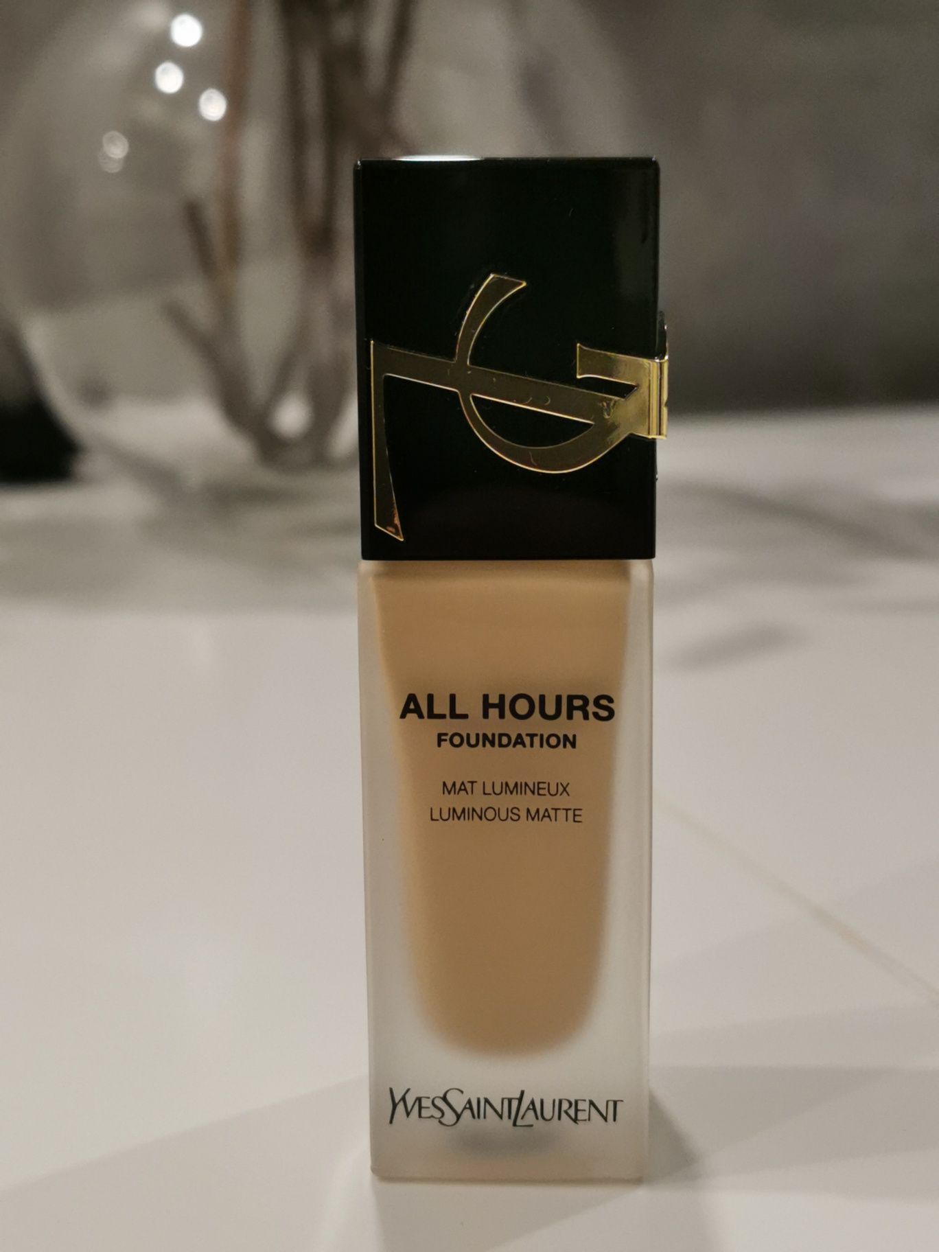 Yves Saint Laurent All Hours Foundation podkład LN1