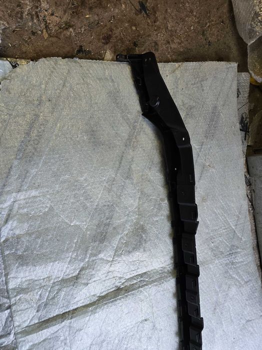 ślizg zderzaka tył Fiat 500E Elektryk nowy oryginał