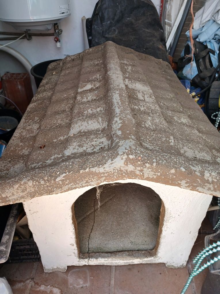 Casota de pedra/betão