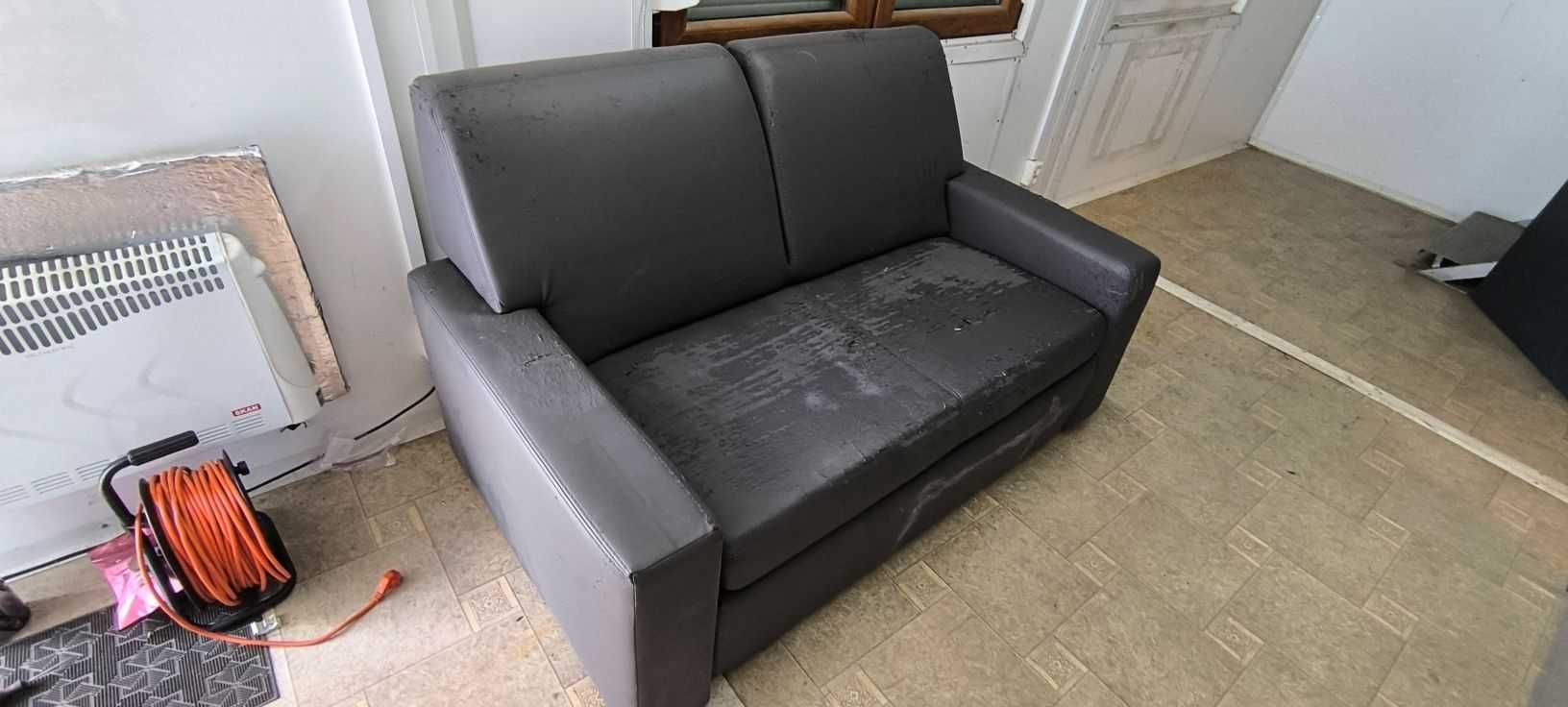Sofa Rozkładana z pojemnikiem