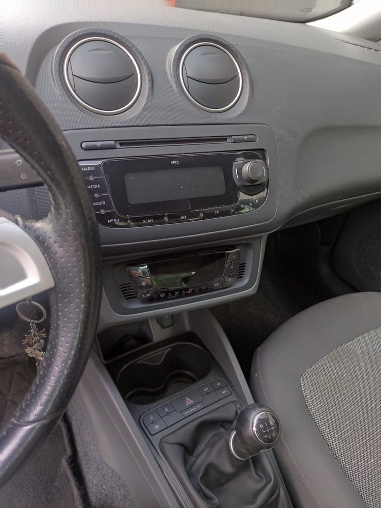 Seat Ibiza 1.4  143mil km