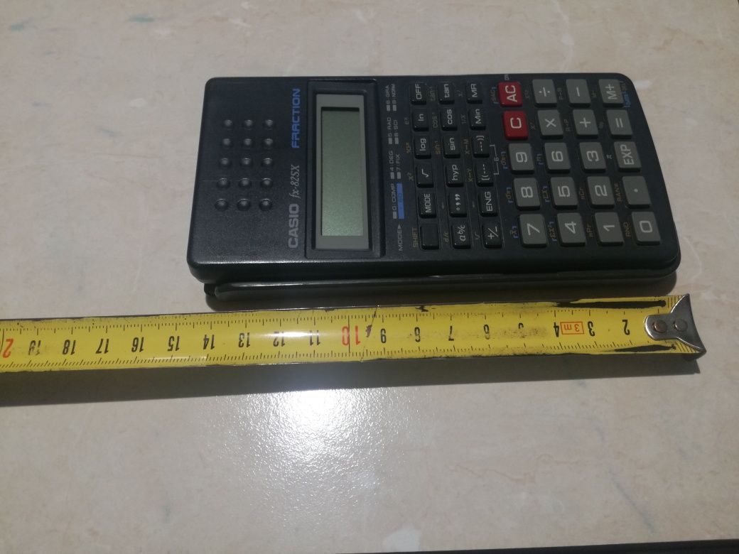 Калькулятор CASIO fx-82sx
