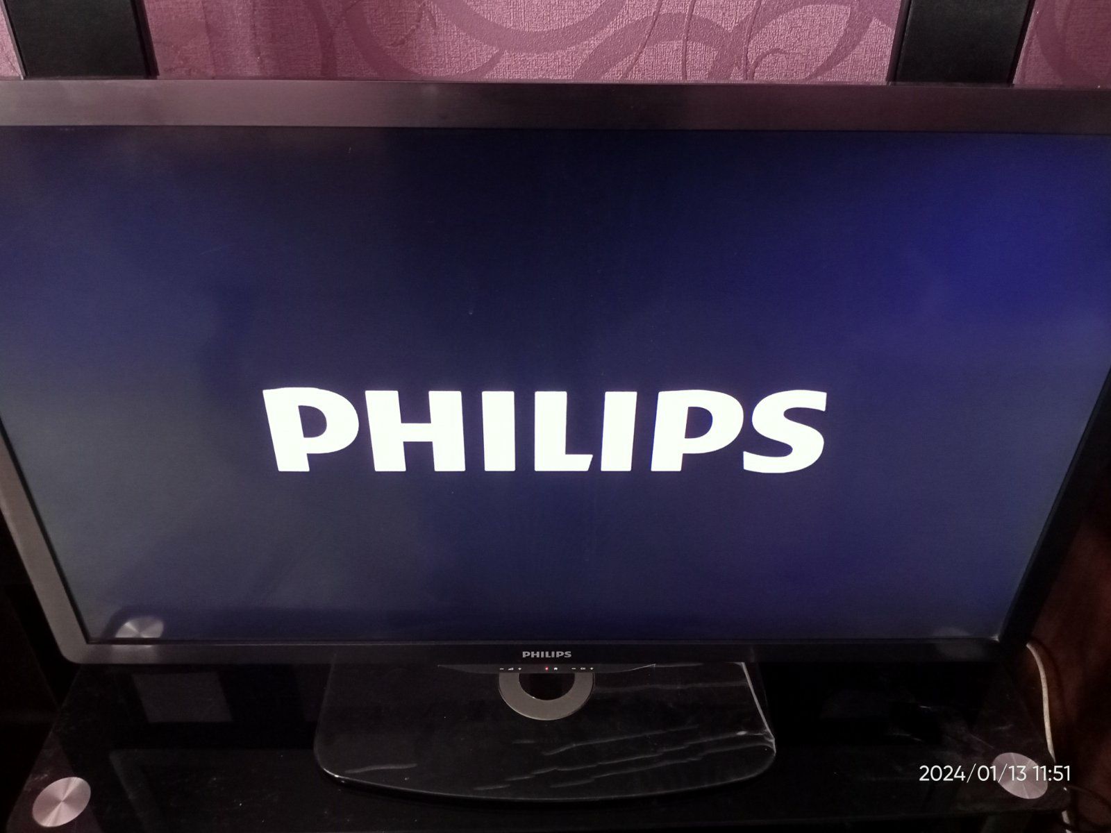 Телевизор  PHILIPS 43"