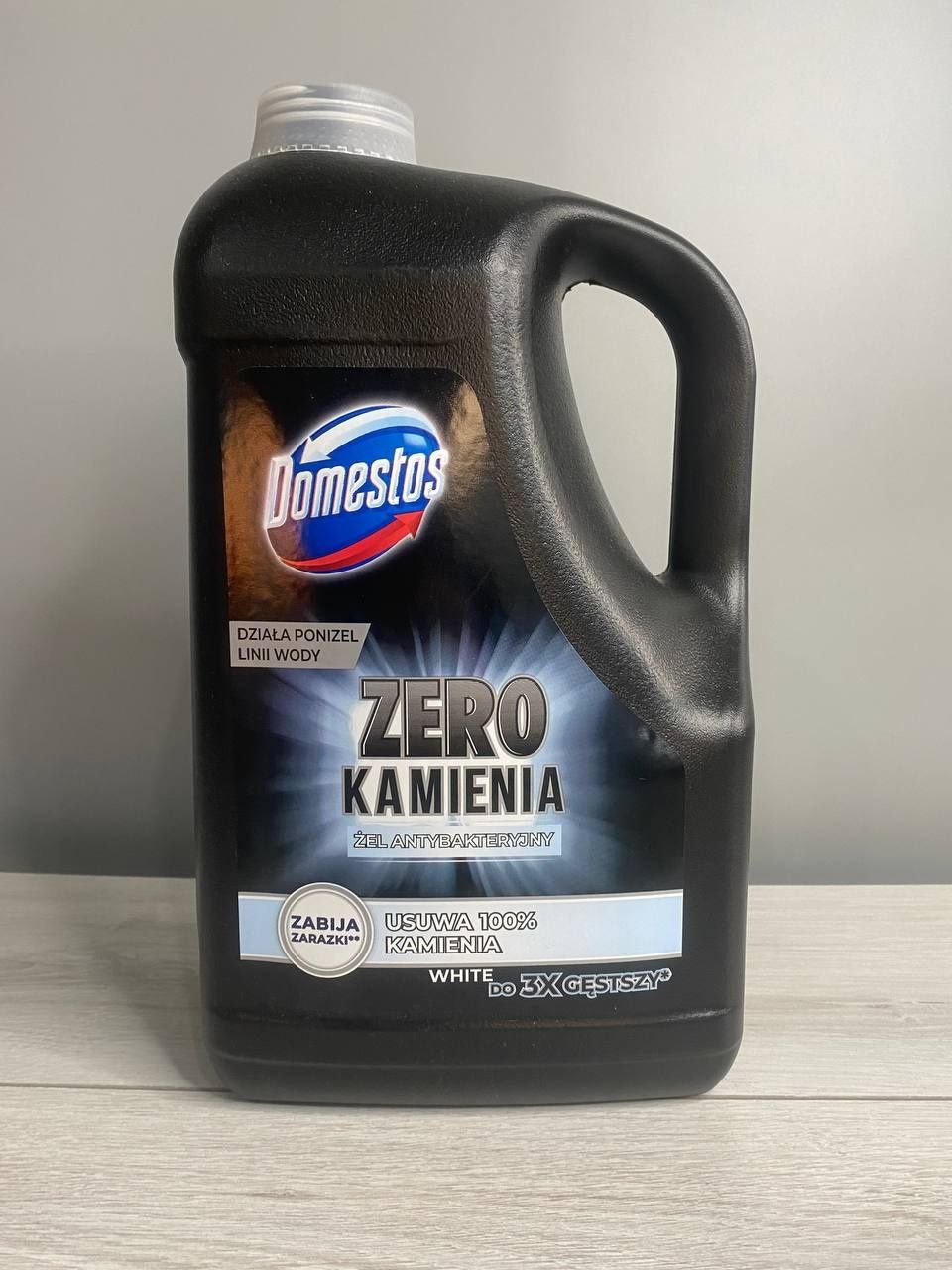 Чистячий засіб Domestos zero kamienia 5л 
Об'єм: 5л